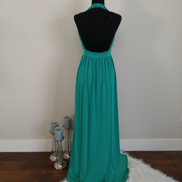 🆕SALE Emerald Halter Formal with front slits - Picture 6 of 6
